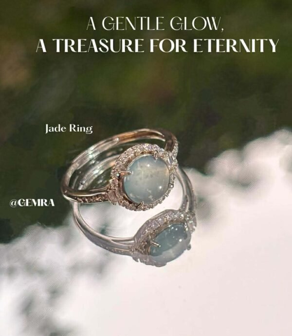 高冰蛋面翡翠戒·碎鑽款（可調戒圍）